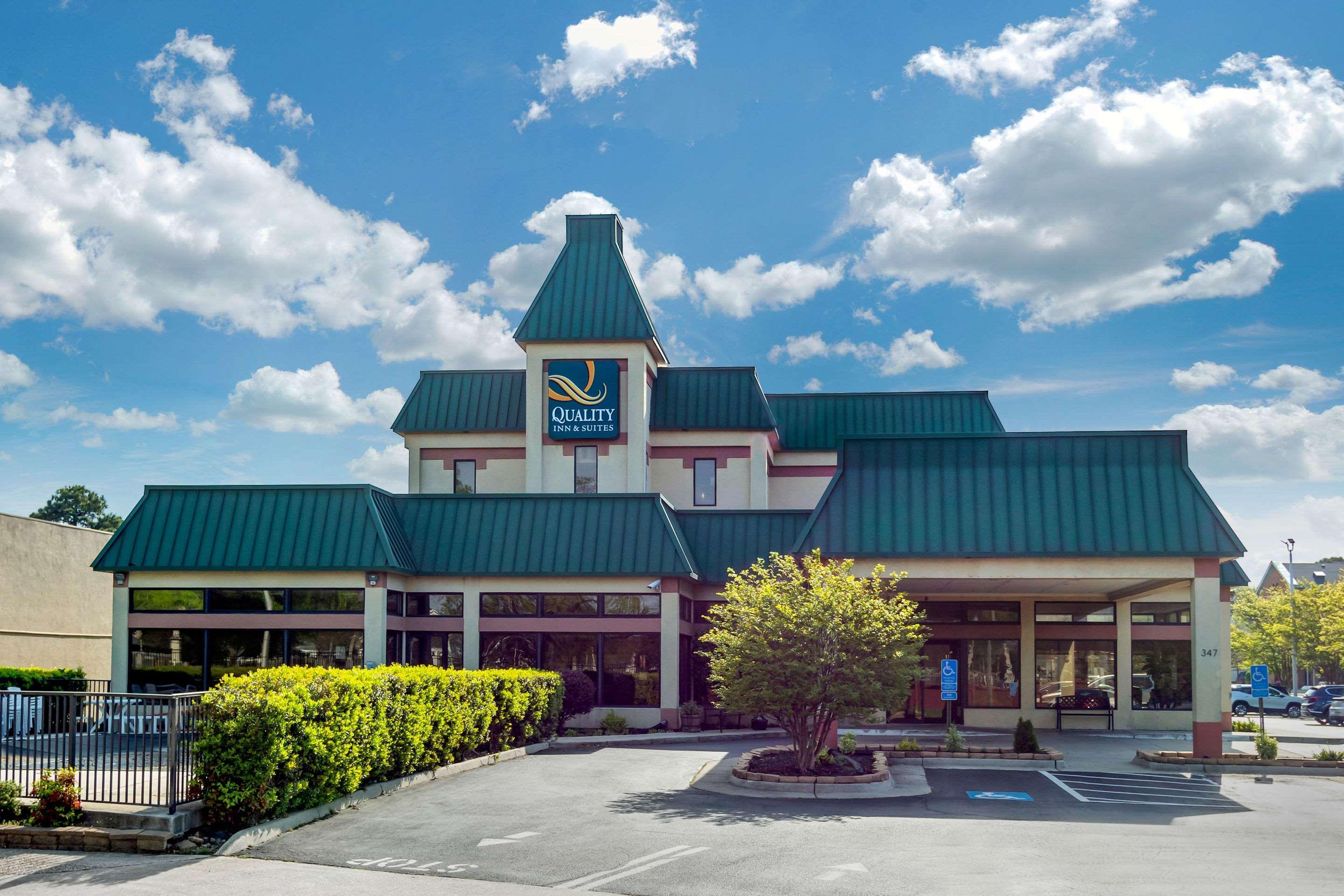 פורטסמות' Quality Inn & Suites Olde Town מראה חיצוני תמונה