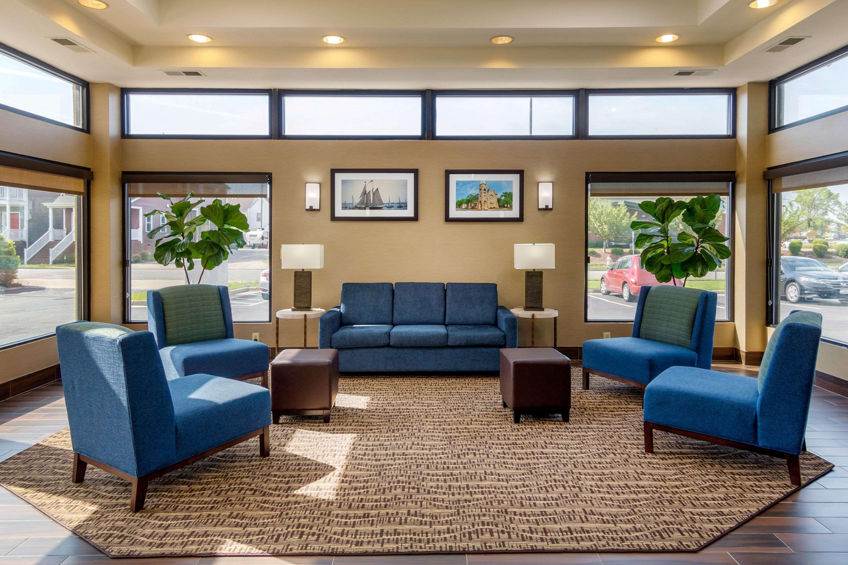 פורטסמות' Quality Inn & Suites Olde Town מראה חיצוני תמונה