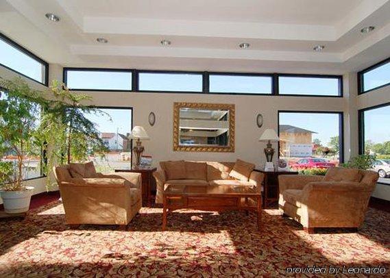 פורטסמות' Quality Inn & Suites Olde Town מראה פנימי תמונה