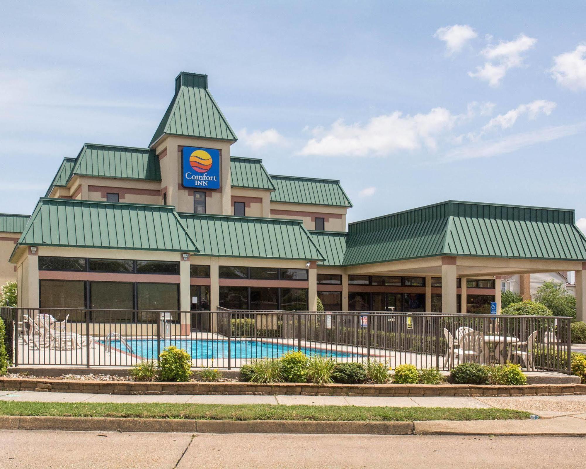 פורטסמות' Quality Inn & Suites Olde Town מראה חיצוני תמונה